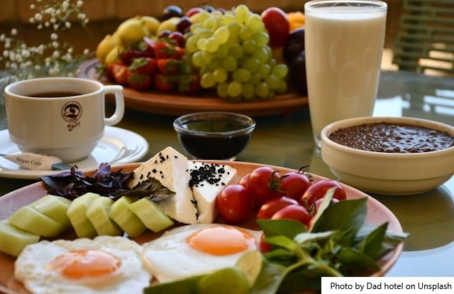 Nova pirâmide alimentar valoriza alimentos mais frescos: como isso impacta no Brasil e como incluir na dieta