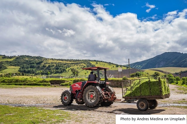 Mapa entrega máquinas agrícolas para modernizar a produção em nove municípios do Rio de Janeiro