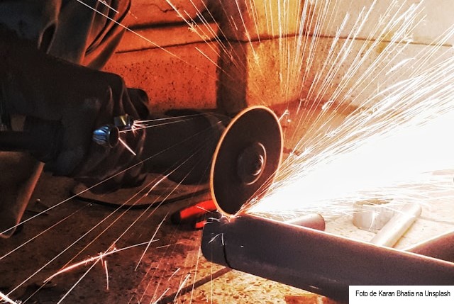 Produção industrial recua em 6 dos 15 locais pesquisados em setembro