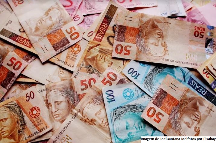 Atividade econômica tem queda de 0,43% em maio, diz Banco Central