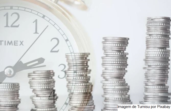 Atividade de serviços se expande ao ritmo mais fraco