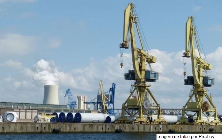 Economia Governo qualifica 8 portos no Programa de Parcerias de Investimentos
