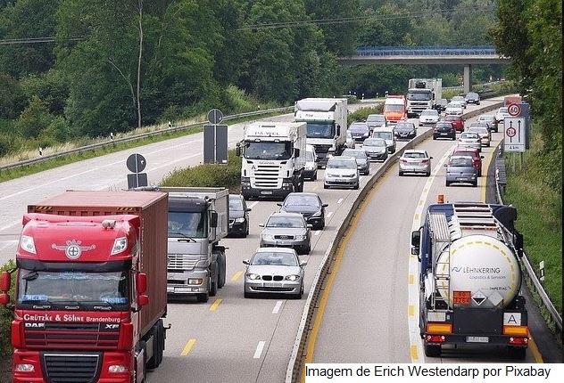 Setor de serviços cria mais de 200 mil empregos em 2019