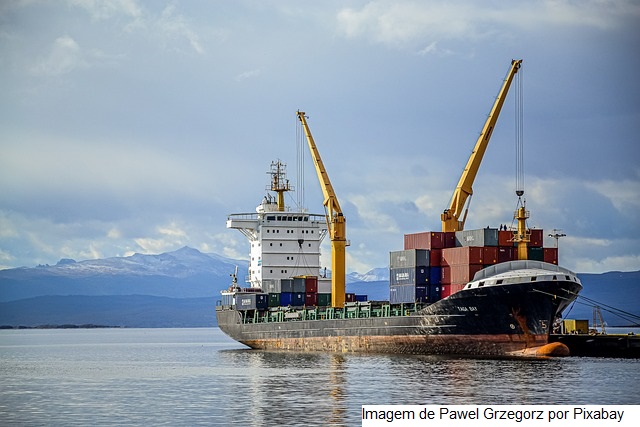 Exportações de grãos da Ucrânia caíram 31,5%, a 19,7 mi t, até agora em 2022/23