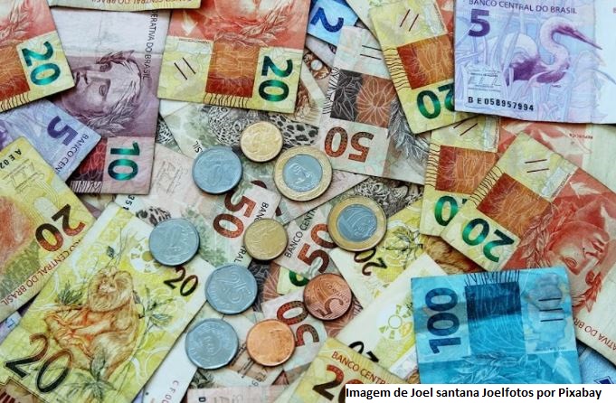 Inflação pelo IPC-S acumula alta de 8,76% nos últimos 12 meses