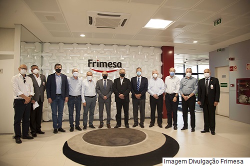 Frimesa recebe comitiva do General Ferreira, presidente da Itaipu
