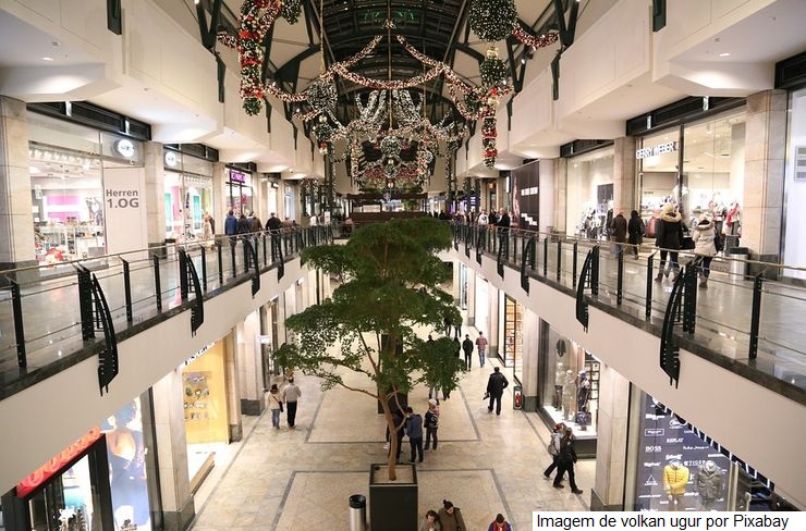 Vendas em shoppings registram alta de 10,6% em fevereiro