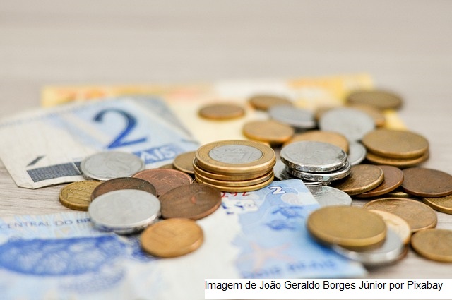 IGP-M cai 0,95% em abril