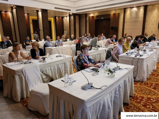 Índia - Antes do início da World Dairy Summit 2022 foi realizada a Assembleia Geral da FIL