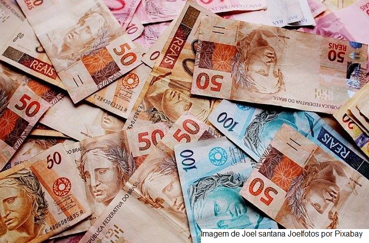 Contas públicas ficam positivas em R$ 4,3 bi em março, diz BC