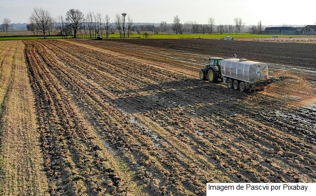 Restrições internacionais no comércio de fertilizantes são destaque no Boletim Logístico
