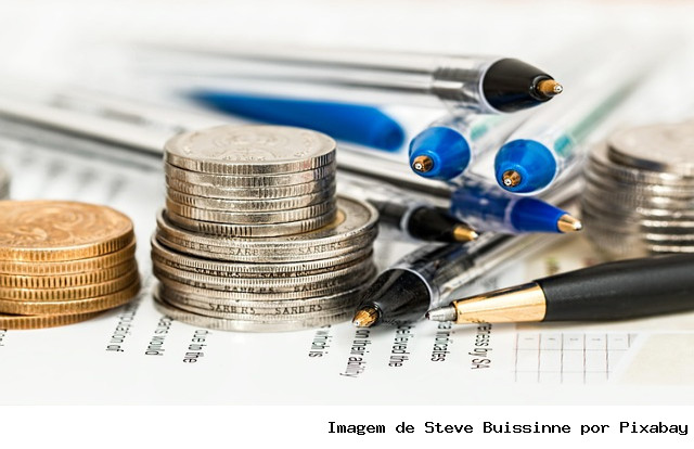 Reforma Tributária cria período de transição até 2037 para uso de créditos de PIS, Cofins e ICMS, mas devolução em até 20 anos preocupa empresas