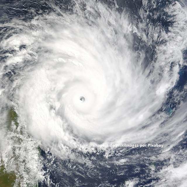 Tempestade tropical passa por Cuba e vai ao Estreito da Flórida