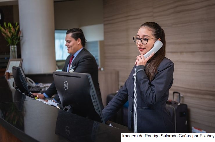 Saldo positivo de empregos formais cai 42,5% em Minas