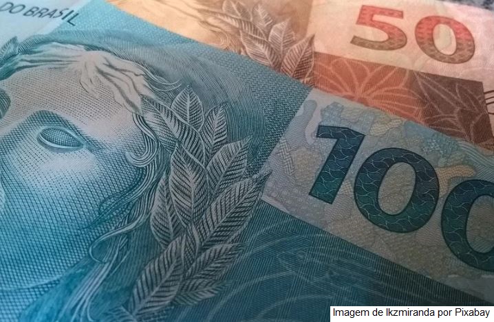 Panorama Mercado&Consumo: confiança em baixa e juros em alta abalam economia