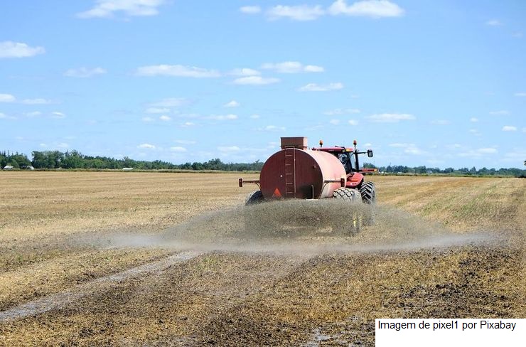 Dependência de fertilizantes importados vai continuar nos próximos anos, diz governo
