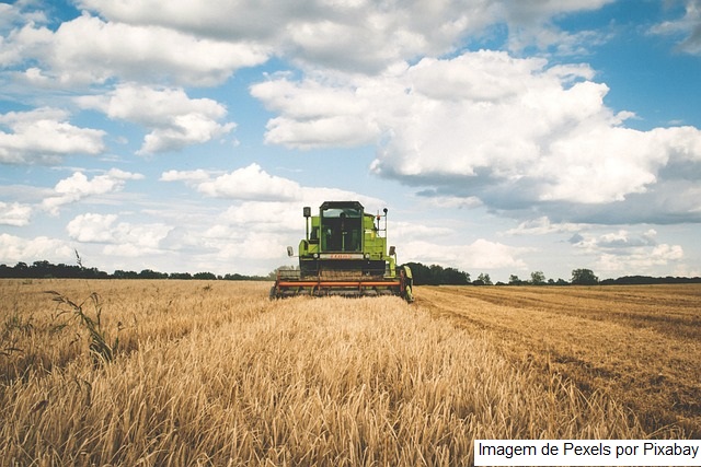 Ministro Fávaro debate construção do Plano Safra com cooperativas agropecuárias
