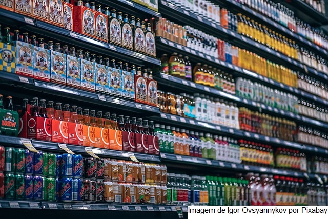Preços nos supermercados caem 0,02% em agosto
