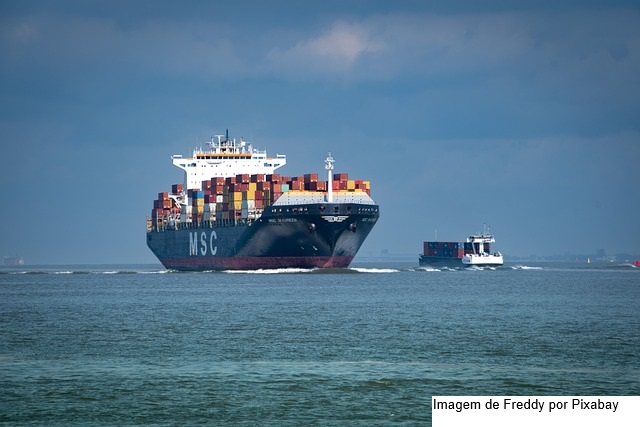 Exportações brasileiras ameaçadas por tarifas de reciprocidade nos EUA