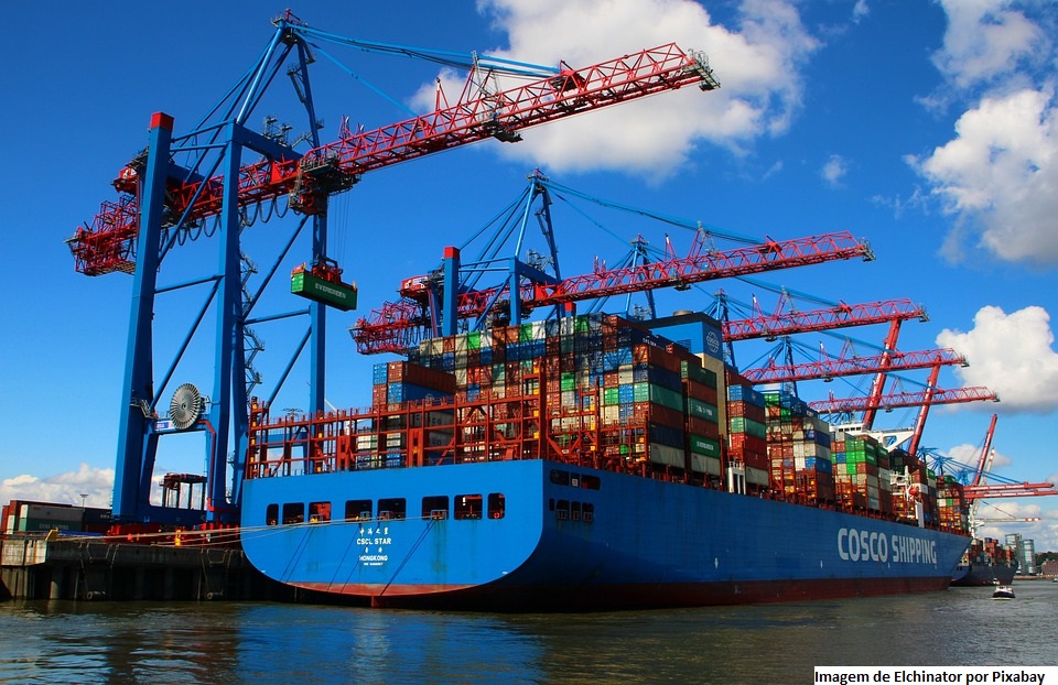 Comércio exterior segue batendo recordes e superávit comercial ultrapassa US$ 43,6 bilhões no ano