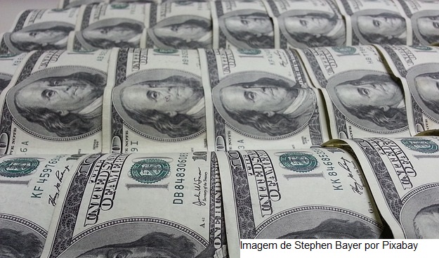Valorização de títulos americanos eleva dólar no Brasil, diz professor