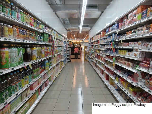 Embalagens estendidas reforçam transparência entre indústria e consumidor