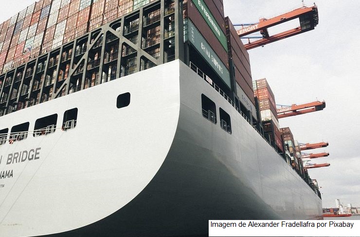 Exportações alemãs para fora da União Europeia caem em julho