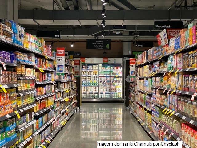 Governo reduz IPI de produtos fabricados no Brasil