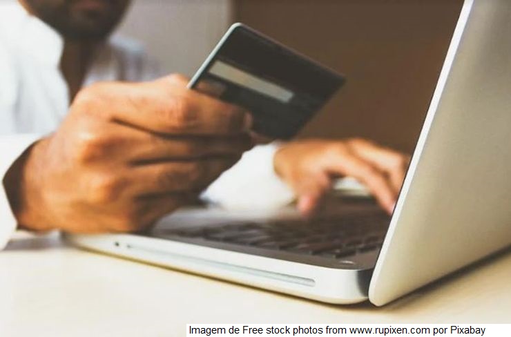 Nove em cada dez brasileiros fazem compras ou pagamentos online