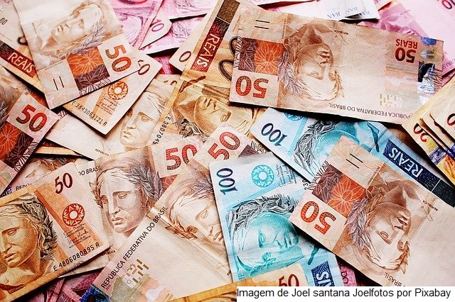 Redução de tarifas injetará R$ 246 bi no PIB até 2040, diz ministério