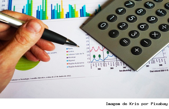 Mercado financeiro reduz previsão da inflação para 4,56% em 2025