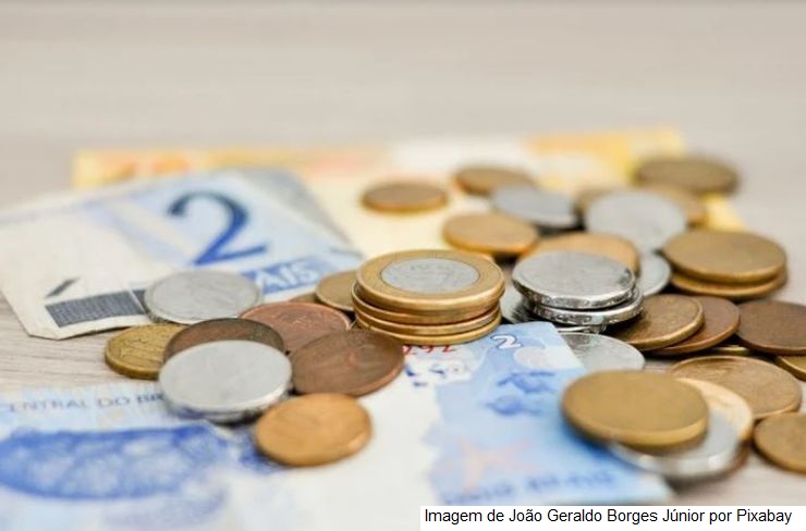 Mercado aumenta projeção da inflação para 6,59% este ano