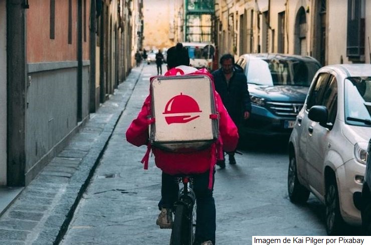 Entrega em até 25 minutos aumenta a frequência de pedidos de delivery no foodservice