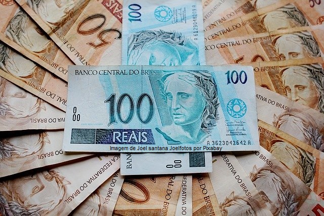Rendimentos efetivos dos trabalhadores sofreram redução de 2,2% no primeiro trimestre de 2021
