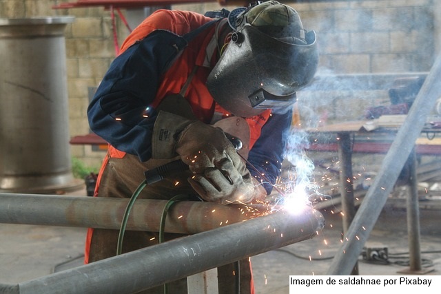 Cresce preocupação dos empresários industriais com demanda interna insuficiente, revela CNI