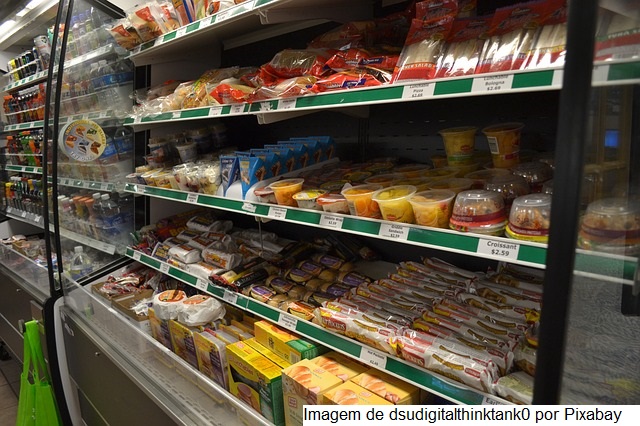 Empresas têm novas regras para indicar redução no volume dos produtos