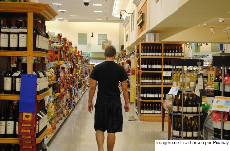 Consumo nos lares cresce 2,58% até agosto, aponta a Abras