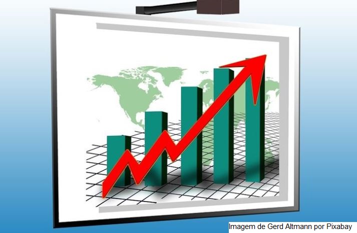 Empobrecimento, arrocho salarial, juros mais altos: entenda os efeitos da inflação de dois dígitos na economia e na sua vida