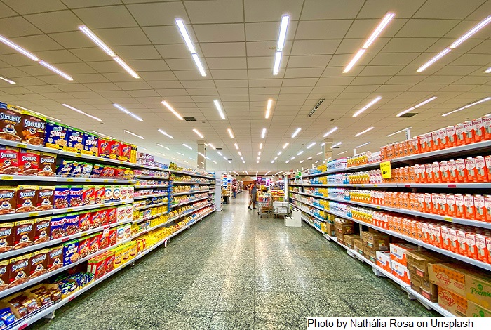 Supermercados ocupam 35,6% das vagas do comércio