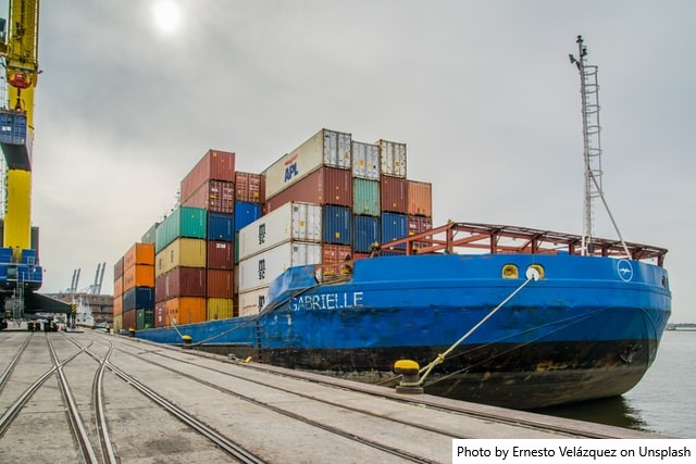 Leite em pó continua sendo responsável por 50% das divisas brasileiras com exportação de produtos lácteos