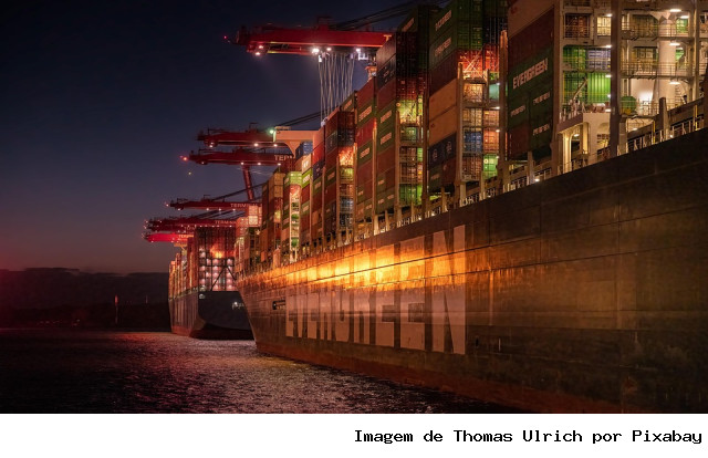 Importações e exportações aumentam; balança comercial piora